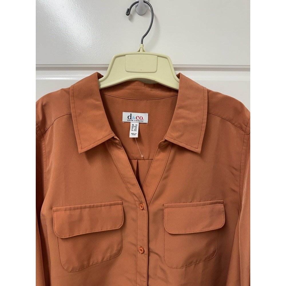 D&Co Denim & Co Autumn Orange Button Front Roll Tab Blouse Plus 1X 0016